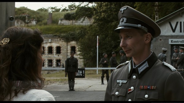 BDDefinition-ArmyofCrime-h-1080