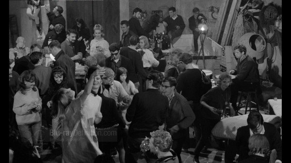BDDefinition-PartysOver-g-1080