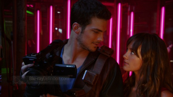BDDefinition-StepUp3D-3-1080