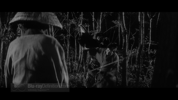 Three_Outlaw_Samurai_Criterion_15