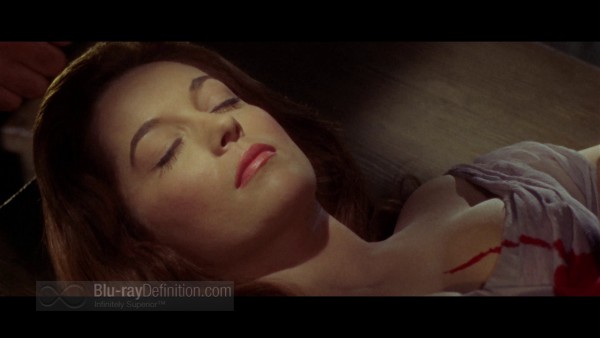 Dracula_Prince_of_Darkness_24