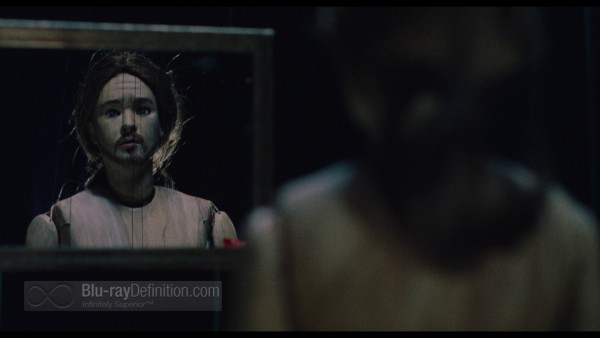 Being-John-Malkovich-Criterion-BD_02
