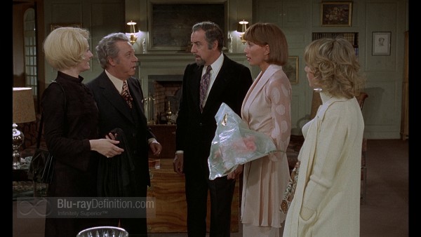 discreet-charm-of-bourgeoisie-uk-BD_02
