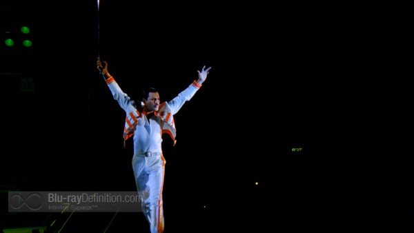 Queen-Hungarian-Rhapsody-Live-in-Budapest-BD_02