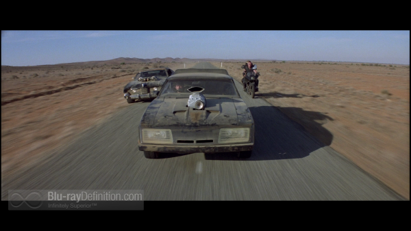 Mad-Max-2-The-Road-Warrior-BD_02
