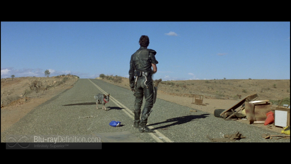 Mad-Max-2-The-Road-Warrior-BD_03