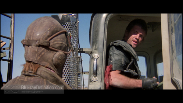 Mad-Max-2-The-Road-Warrior-BD_10