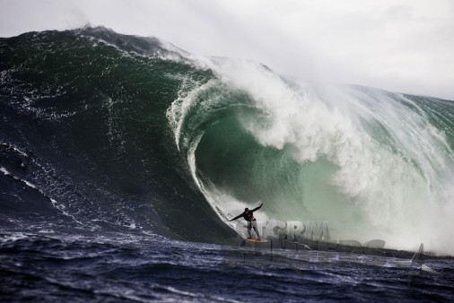 STORM SURFERS