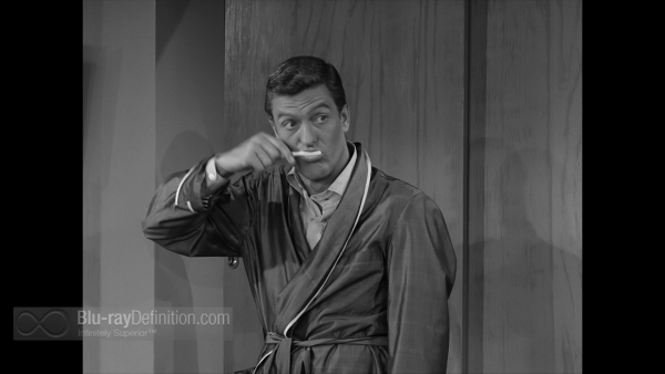 Dick-Van-Dyke-Show-Season-4-BD_08