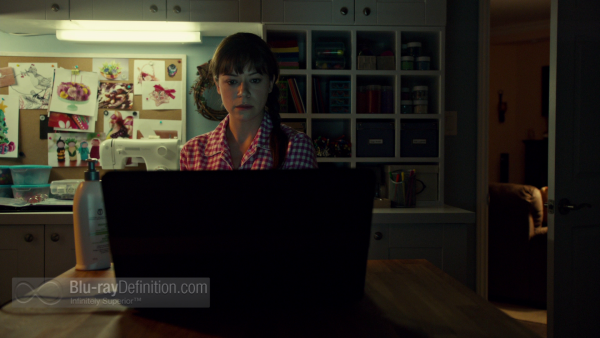 Orphan-Black-Season-One-BD_01