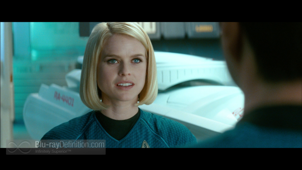 Star-Trek-Into-Darkness-3D-BD_10