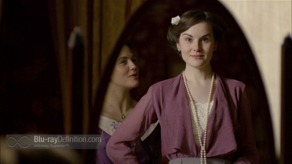 The-Manner-of-Downton-Abbey-BD_10