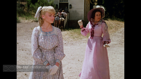 Little-House-on-the-Prairie-DRE-S6-BD_05