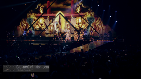 Katy-Perry-Prismatic-World-Tour-Live-BD_08