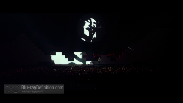 Roger-Waters-The-Wall-BD_09