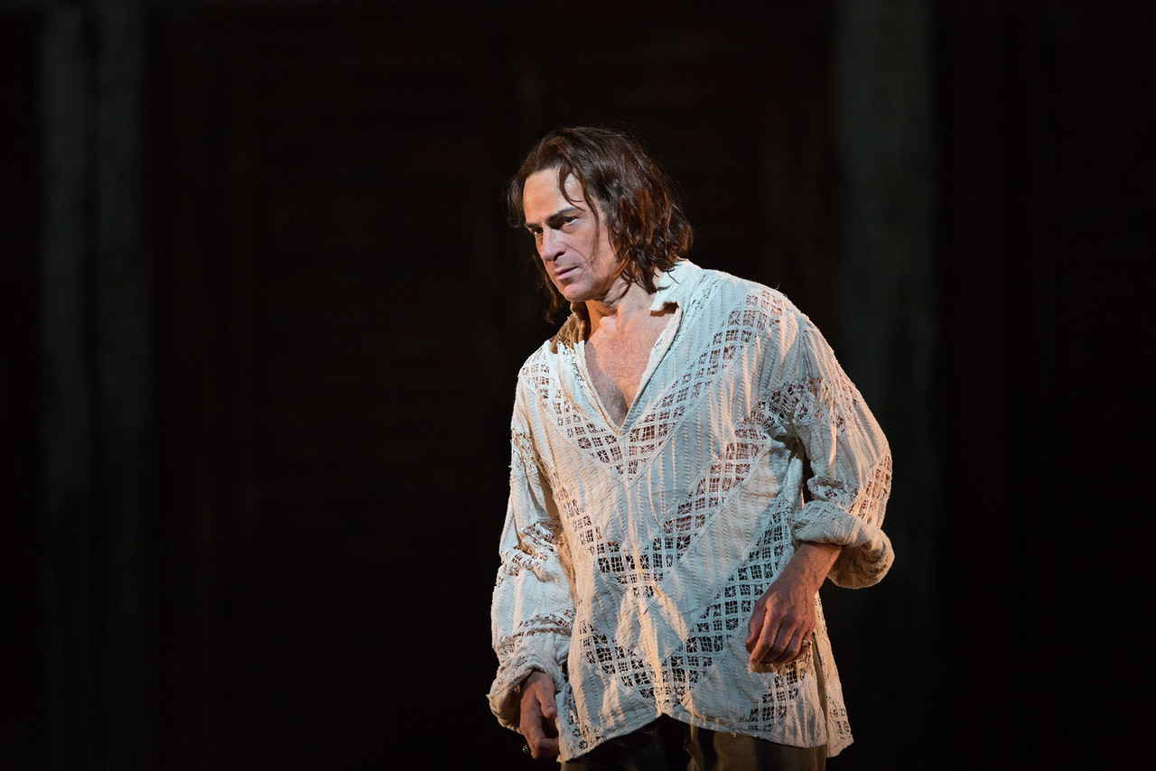 Simon Keenlyside in the title role of Mozart's "Don Giovanni." Photo: Marty Sohl/Metropolitan Opera