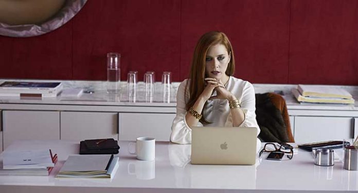 Publicity still of Amy Adams in Nocturnal Animals (2016)