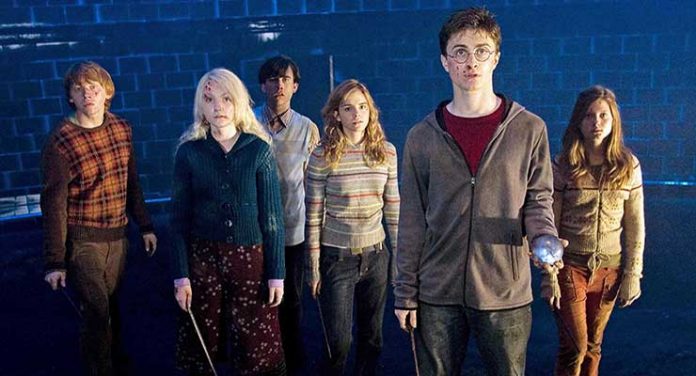 Daniel Radcliffe, Rupert Grint, Emma Watson, Evanna Lynch, Bonnie Wright, and Matthew Lewis in Harry Potter and The Order of the Phoenix (2007)