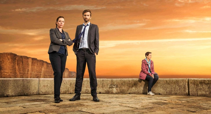 David Tennant, Olivia Colman, and Julie Hesmondhalgh in Broadchurch: Series 3 (2017)