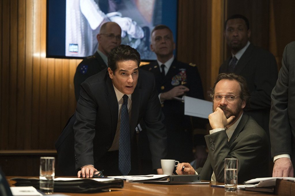 Michael Quinlan, Peter Sarsgaard, Yul Vazquez, and Ken Arnold in The Looming Tower (2018)