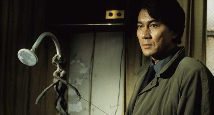 Yakusho Kôji in Cure (1997)