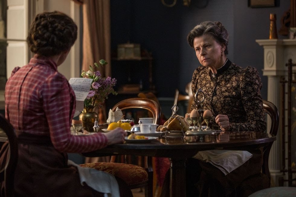 Tracey Ullman in Howards End (2017)