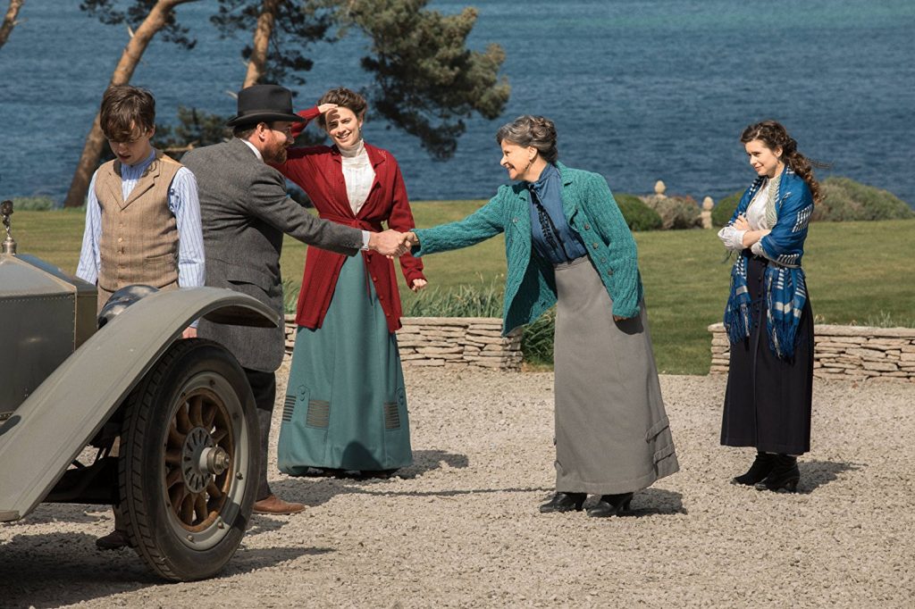 Still of Alex Lawther, Matthew Macfadyen, Hayley Atwell, Tracey Ullman and Philippa Coulthard in Howards End