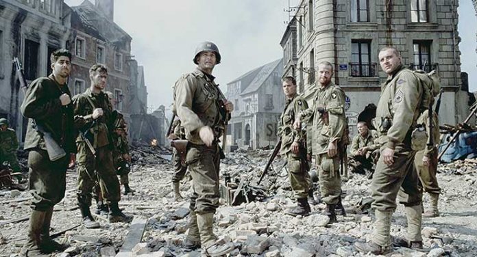 Tom Hanks, Matt Damon, Tom Sizemore, and Adam Goldberg in Saving Private Ryan (1998)