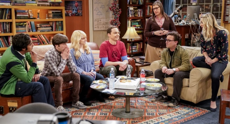 The Big Bang Theory "The Gates Excitation" Pictured: Rajesh Koothrappali (Kunal Nayyar), Howard Wolowitz (Simon Helberg), Bernadette (Melissa Rauch), Sheldon Cooper (Jim Parsons), Amy Farrah Fowler (Mayim Bialik), Leonard Hofstadter (Johnny Galecki) and Penny (Kaley Cuoco). Penny gets the opportunity to host Bill Gates at work when his company wants to partner with her pharmaceutical company. Also, Leonard, Koothrappali, and Wolowitz do everything in their power to meet him, while Sheldon thinks he is the victim of an April Fools prank, on THE BIG BANG THEORY, Thursday, March 29 (8:00-8:31 PM, ET/PT), on the CBS Television Network. Photo: Erik Voake/CBS ©2018 CBS Broadcasting, Inc. All Rights Reserved.