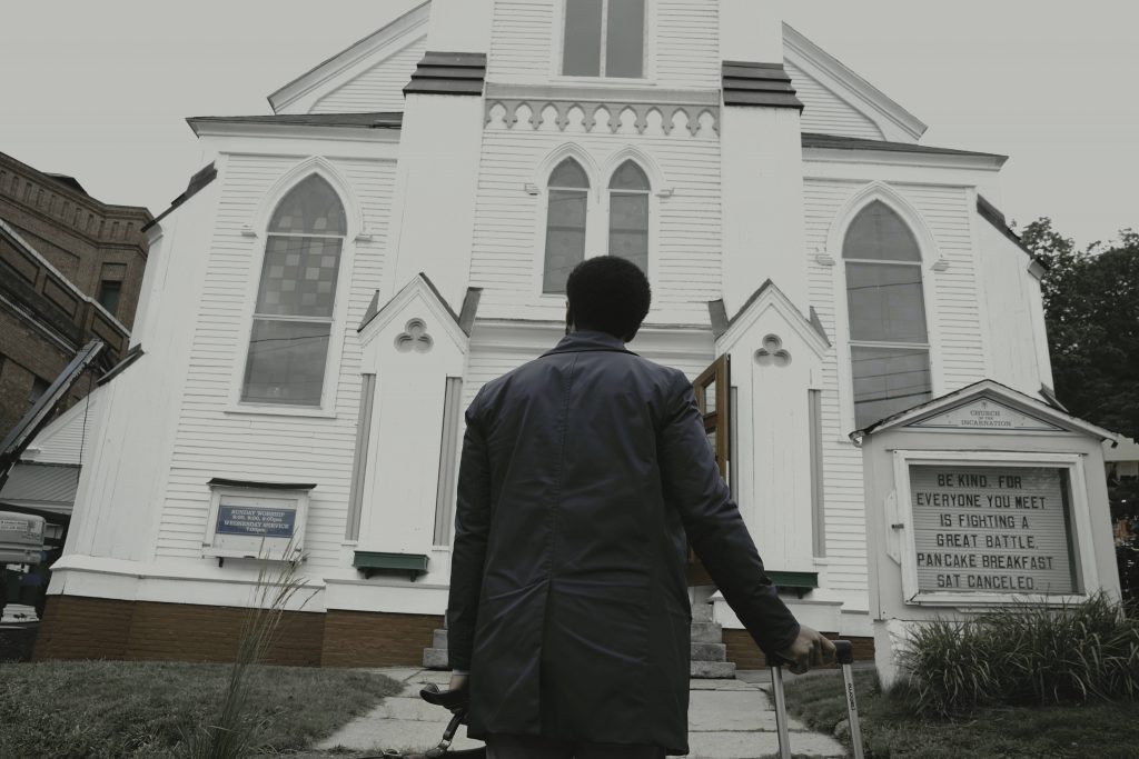 Castle Rock -- Severance CASTLE ROCK -- "Severance" - Episode 101 - An anonymous phone call lures death-row attorney Henry Denver back to his home town of Castle Rock, Maine. Henry Deaver (Andre Holland) shown. (Photo by: Patrick Harbron/Hulu)