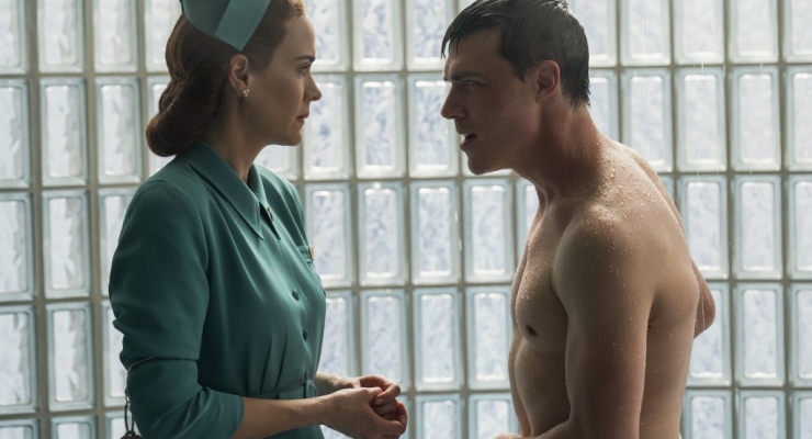RATCHED (L to R) SARAH PAULSON as MILDRED RATCHED and FINN WITTROCK as EDMUND TOLLESON in episode 103 of RATCHED Cr. SAEED ADYANI/NETFLIX © 2020