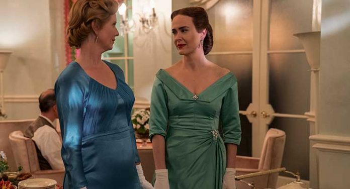 RATCHED (L to R) CYNTHIA NIXON as GWENDOLYN BRIGGS and SARAH PAULSON as MILDRED RATCHED in episode 105 of RATCHED Cr. SAEED ADYANI/NETFLIX © 2020