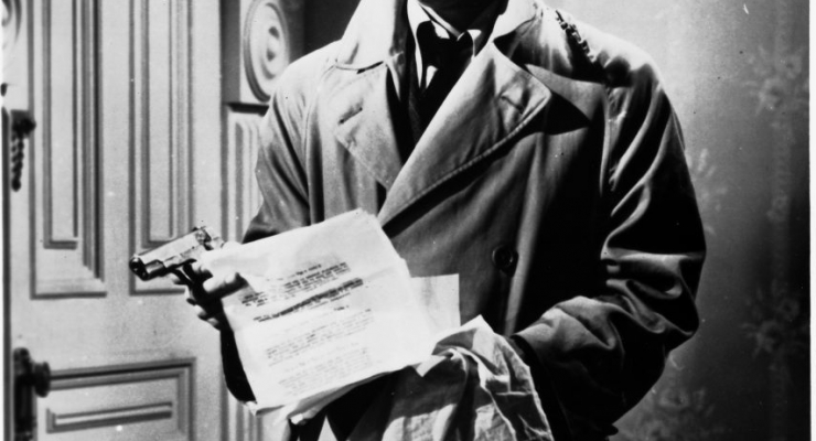 Alan Ladd in This Gun for Hire (1942)