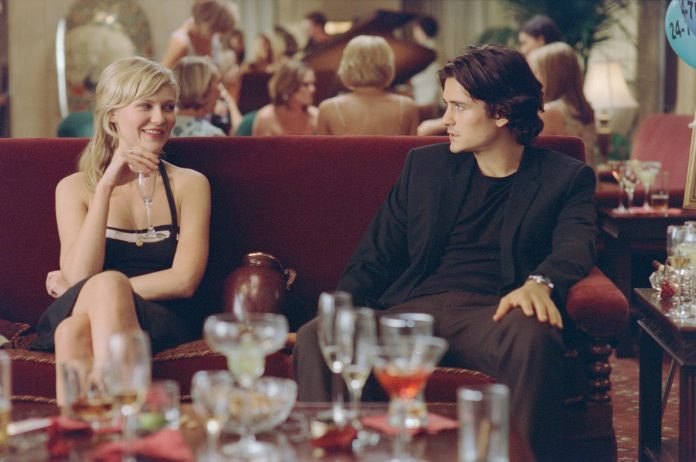 Kirsten Dunst and Orlando Bloom in Elizabethtown (2005)