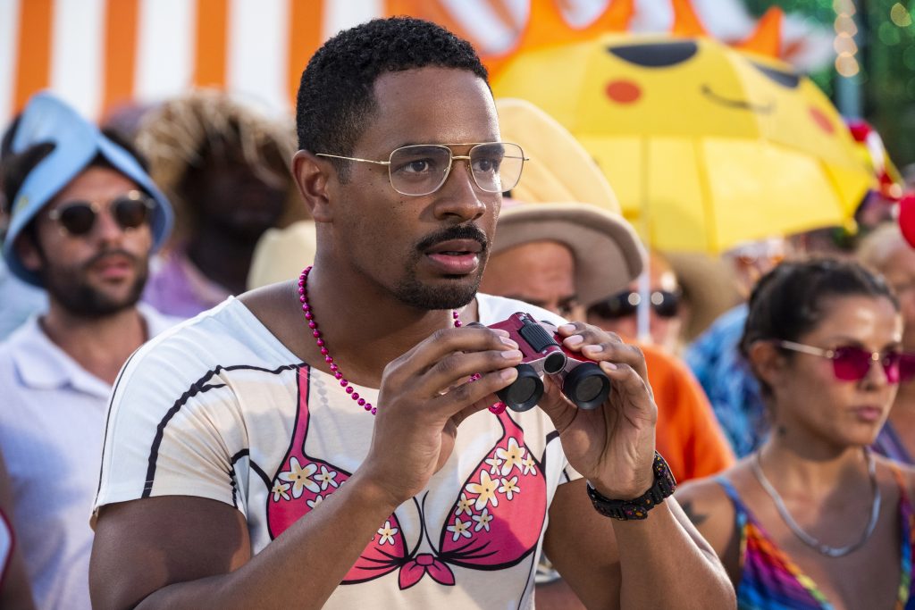 Damon Wayans Jr. as Darlie Bunkle in Barb and Star Go to Vista Del Mar. Photo Credit: Cate Cameron