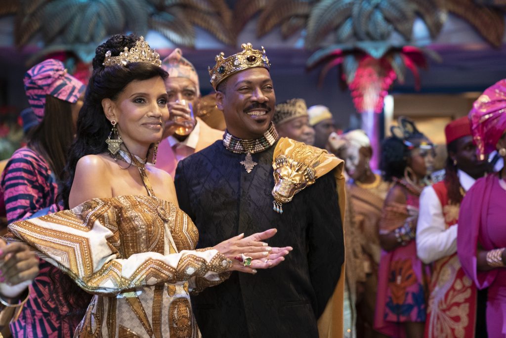 Shari Headley and Eddie Murphy star in COMING 2 AMERICA Photo: Annette Brown © 2020 Paramount Pictures