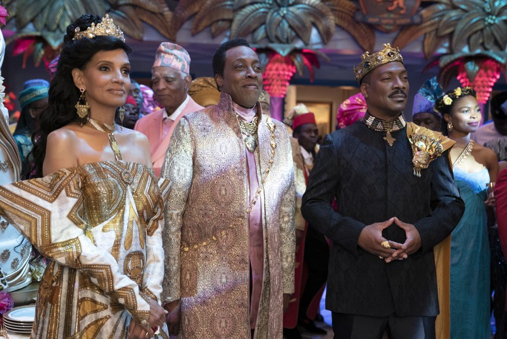 Shari Headley, Arsenio Hall and Eddie Murphy star in COMING 2 AMERICA Photo: Annette Brown © 2020 Paramount Pictures