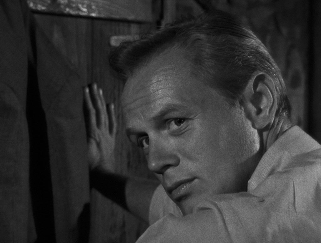 Richard Widmark in Pickup on South Street (1953) screen capture courtesy of the Criterion Collection.Richard Widmark in Pickup on South Street (1953) screen capture courtesy of the Criterion Collection.