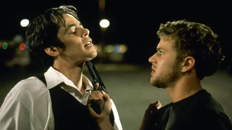 Benicio del Toro and Ryan Phillippe in The Way of the Gun (2000)