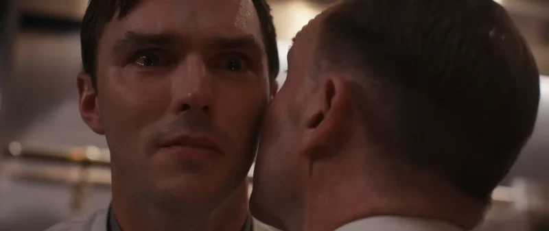 Ralph Fiennes and Nicholas Hoult in The Menu (2022)