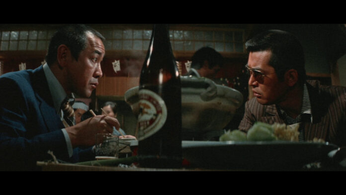 Watari Tetsuya in Yakuza Graveyard (1976)