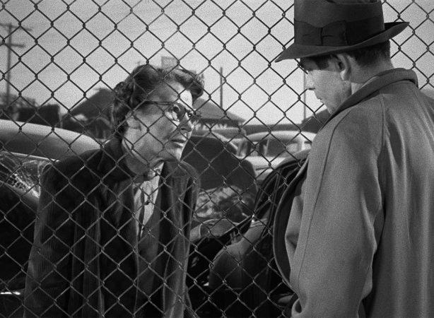 Glenn Ford and Edith Evanson in The Big Heat (1953)