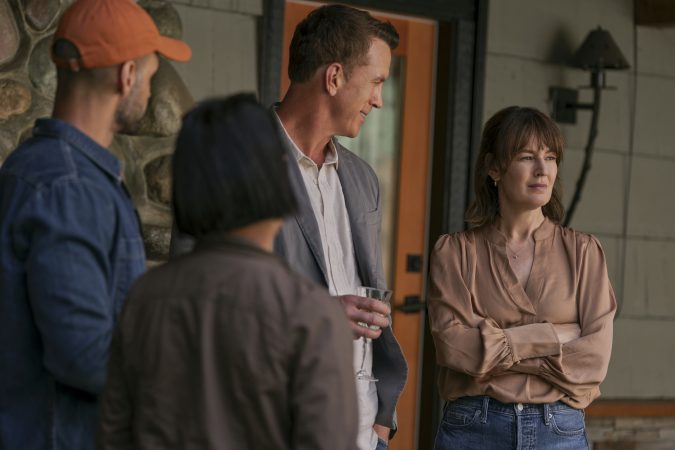 Untamed. (L to R) Josh Randall as Scott Bodwin, Rosemarie DeWitt as Jill Bodwin in episode 102 of Untamed. Cr. Ricardo Hubbs/Netflix © 2025
